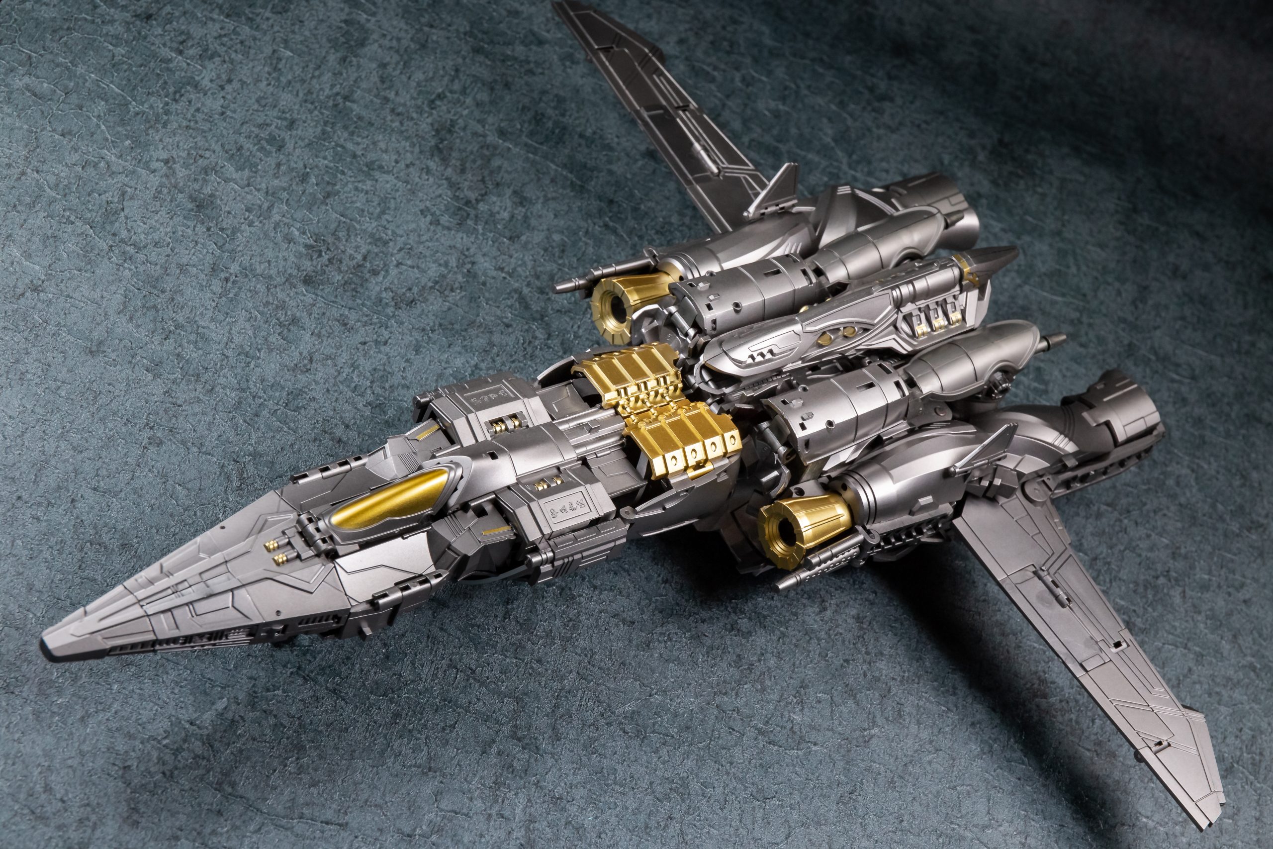 megatron-ys02-mo-hinh-robot-lap-ghep-bien-hinh-transformers (5)