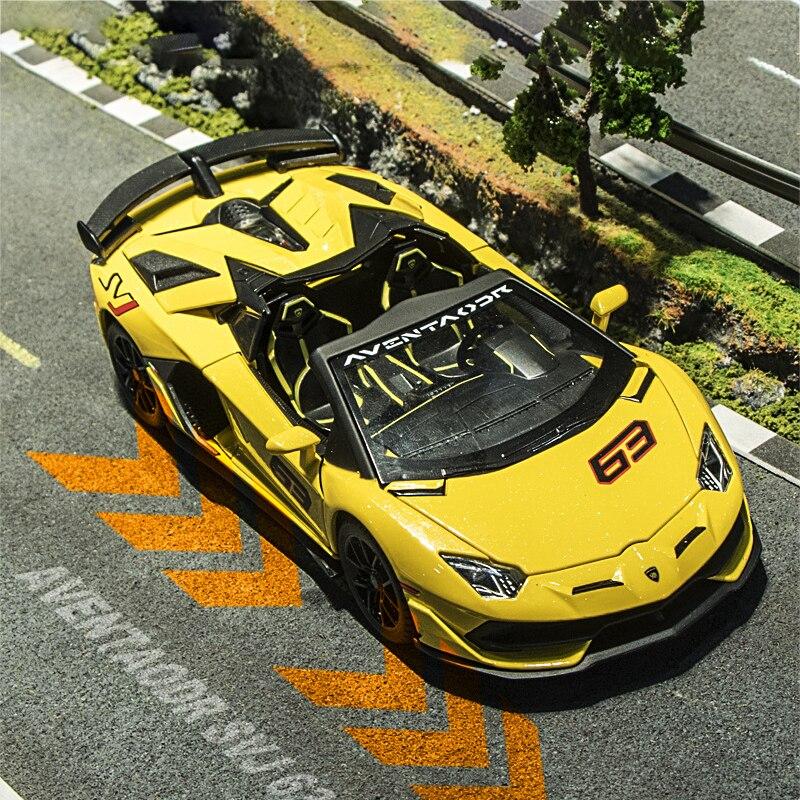 Xe-mo-hinh-Lamborghini-Aventador-SVJ 63 (5)