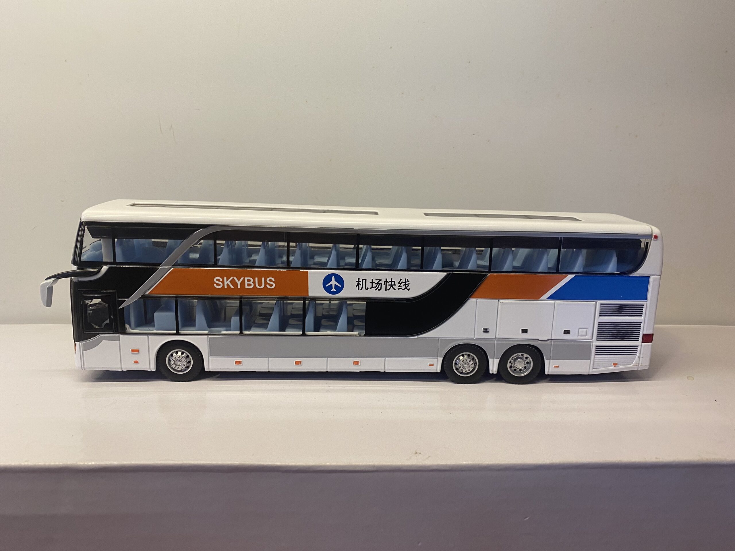 mo-hinh-tinh-xe-buyt-cho-khach-proswon-bus-setra-s431-2-tang-ty-le-132 (1) mo-hinh-tinh-xe-buyt-cho-khach-proswon-bus-setra-s431-2-tang-ty-le-132