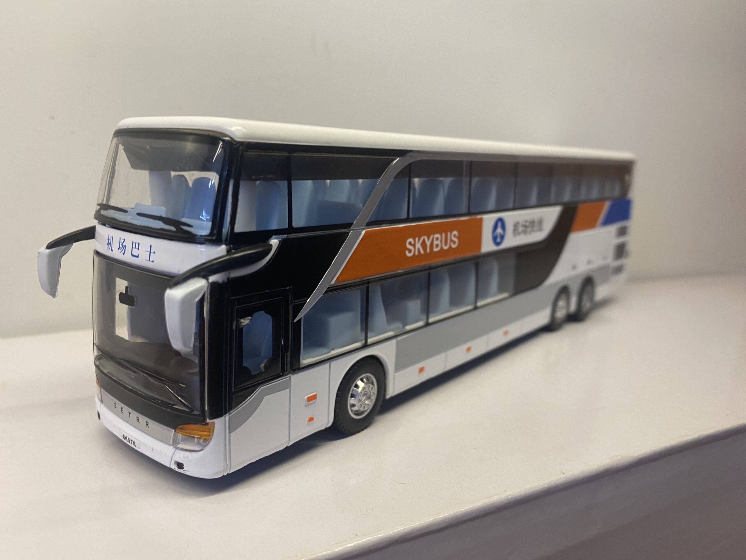 mo-hinh-tinh-xe-buyt-cho-khach-proswon-bus-setra-s431-2-tang-ty-le-132 (2) mo-hinh-tinh-xe-buyt-cho-khach-proswon-bus-setra-s431-2-tang-ty-le-132