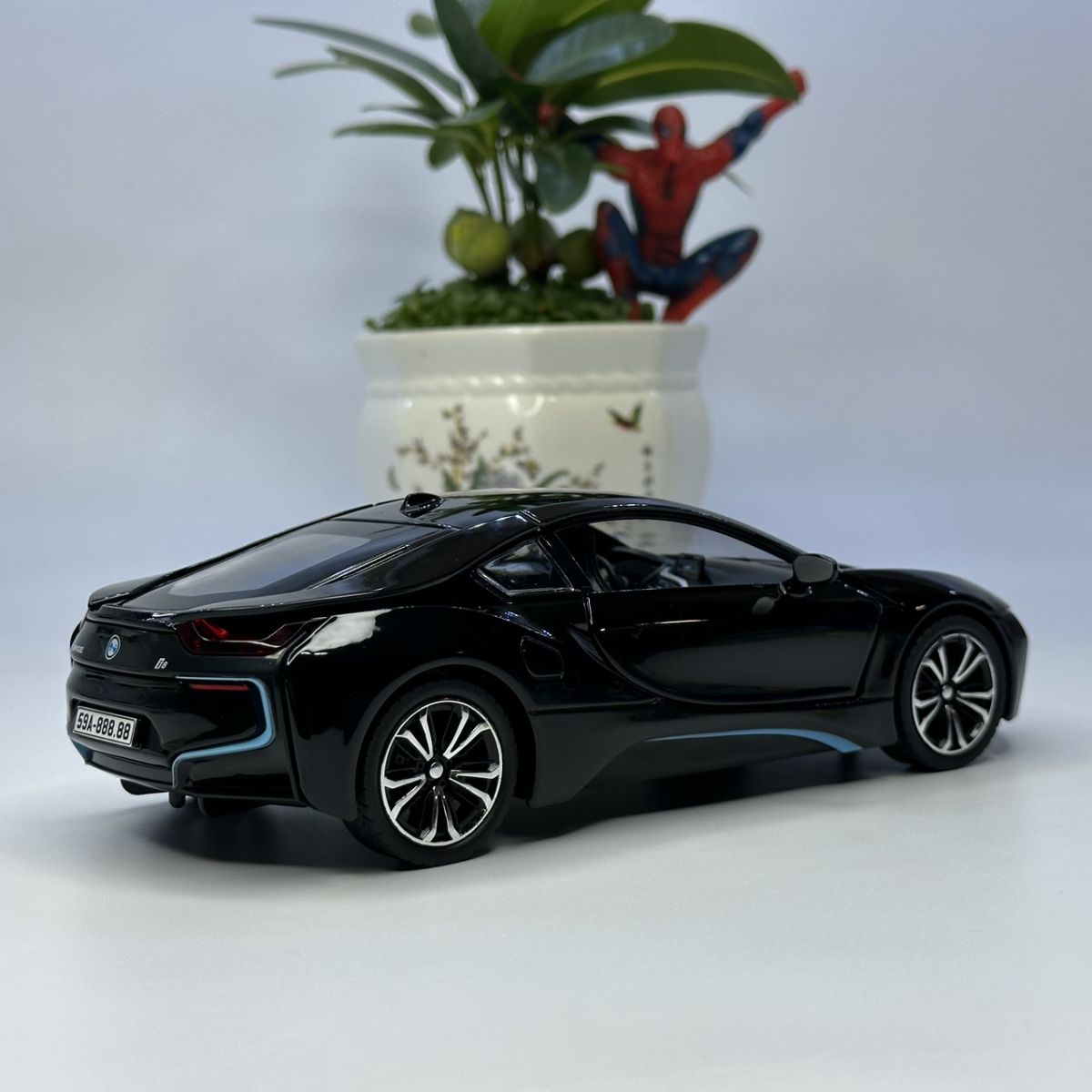 mo-hinh-xe-o-to-bmw-i8 (9)